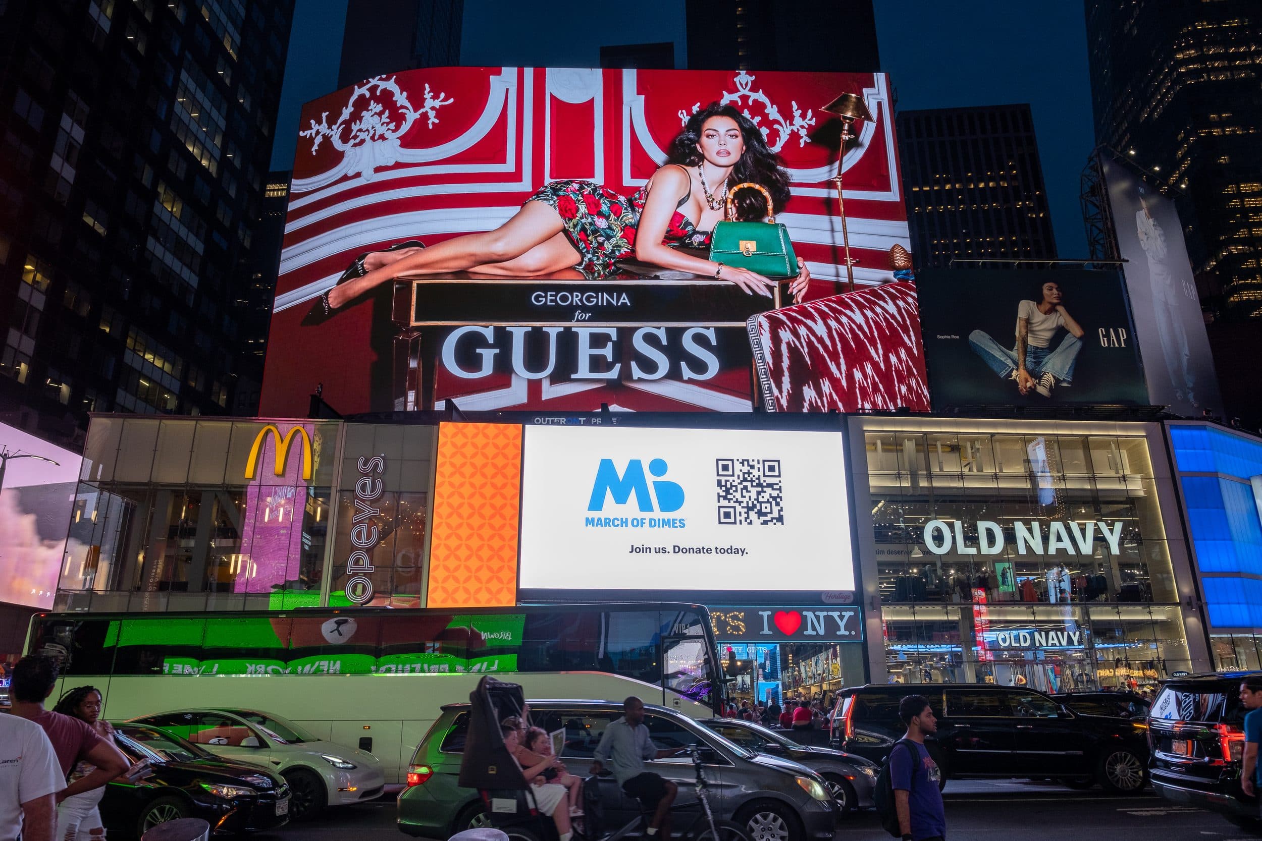 GUESS — Georgina digital spectacular in Times Square, New York